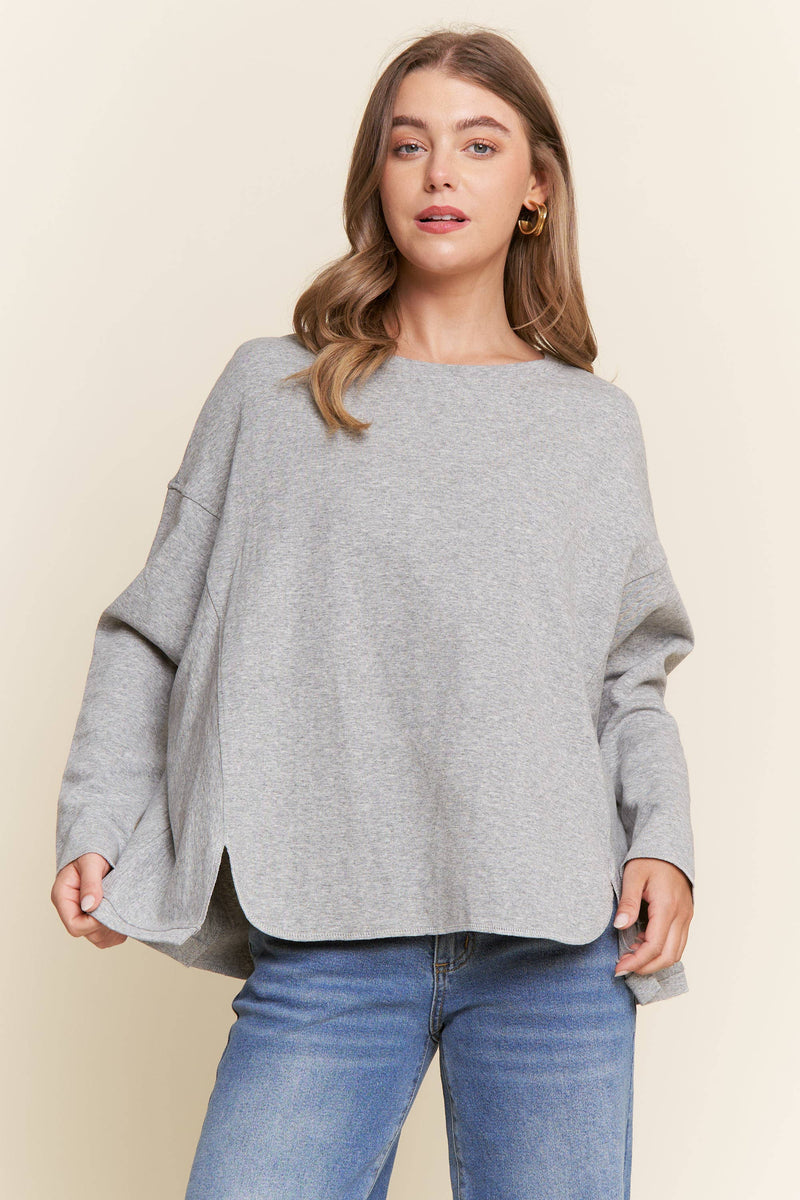 Loose fit slit detailed long sleeve top